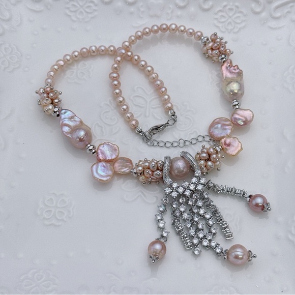 X386 Handmade Freshwater Baroque Pearl Necklace